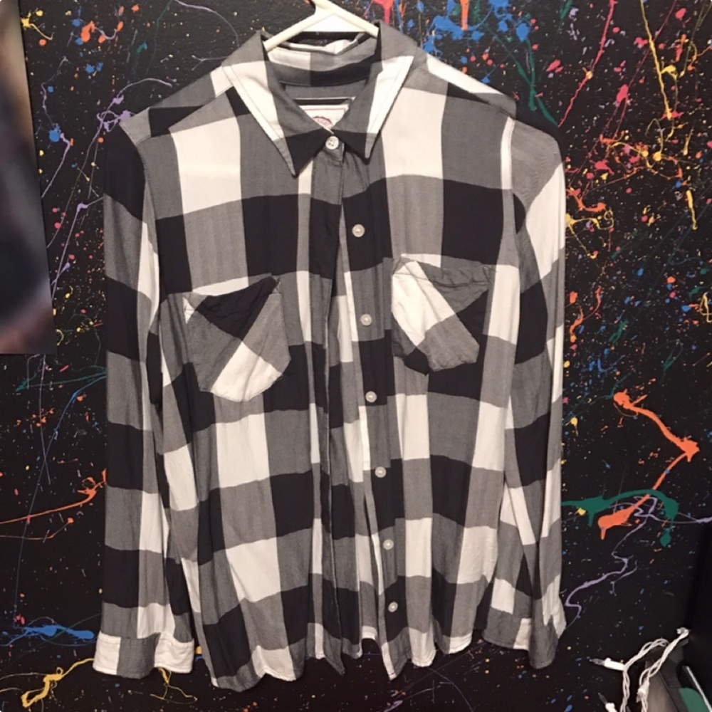 White, black, and gray plaid flannel